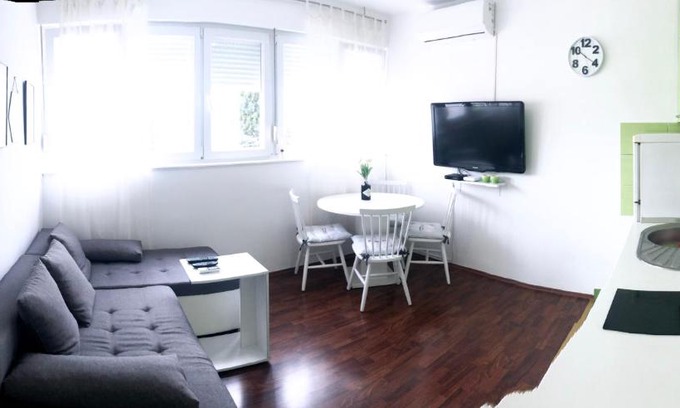 Drnis Apartment | AMARIN Apartman