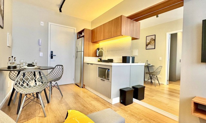 Matriz Apartment | Amazing 1-bedroom apartment with living room. Elysia 14a