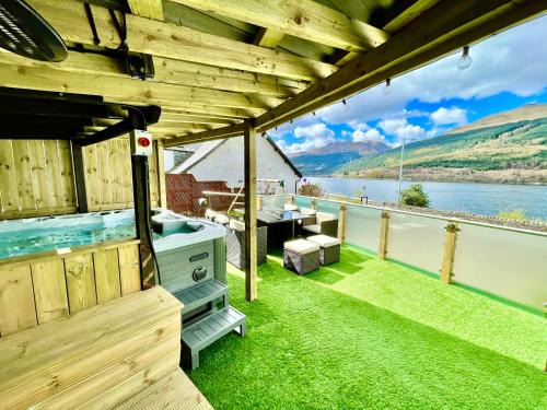 Arrochar House | Amazing Alps and Loch views - HOT TUB and pet friendly