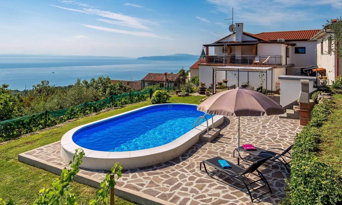 Opatija Apartment | Amazing apartment in Icici with kitchen