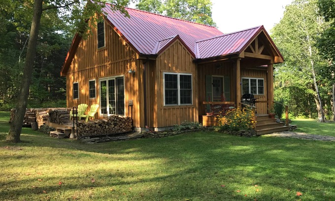 Naples House | Amazing cabin in the Finger Lakes! Hiking, wineries, restaurants.etc! Pets ok