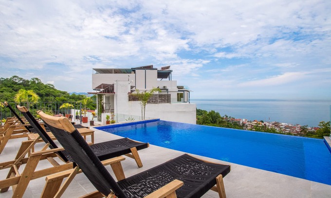 Downtown Puerto Vallarta Apartment | Amazing Casa de Caras 1