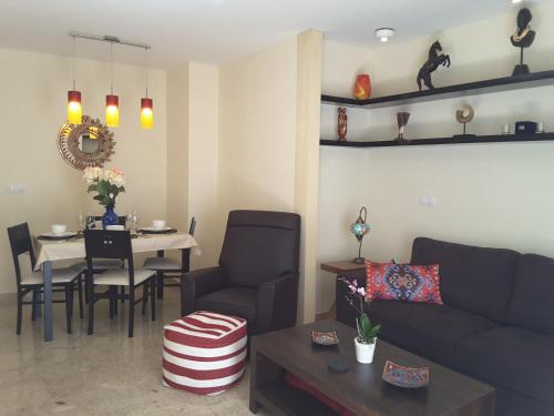 Alicante City Centre Apartment | Amazing Condo in Alicante City Center