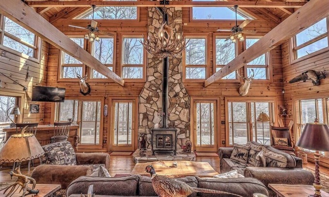 Blue Ridge Cabin | Amazing Grand Mountain Cabin, best in Blue Ridge!