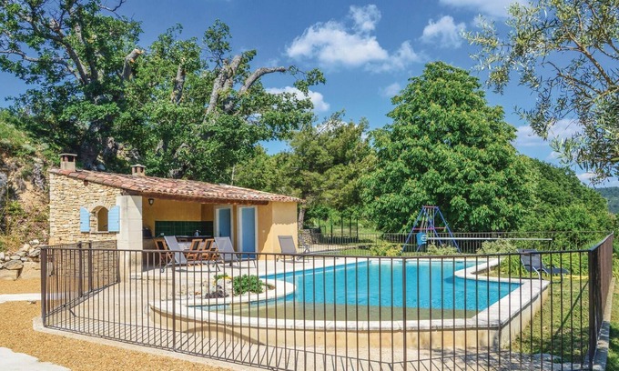 Sainte-Croix-a-Lauze House | Amazing home in Sainte Croix-à-Lauze
