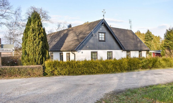 Klagstorp House | Amazing home in Klagstorp with WiFi