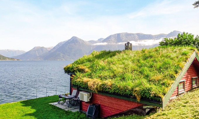 Utne House | Amazing home in Utne with sauna