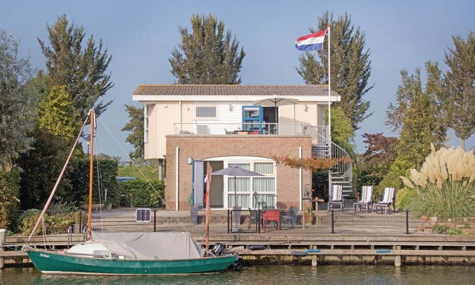 Workum House | Amazing home in Workum with WiFi