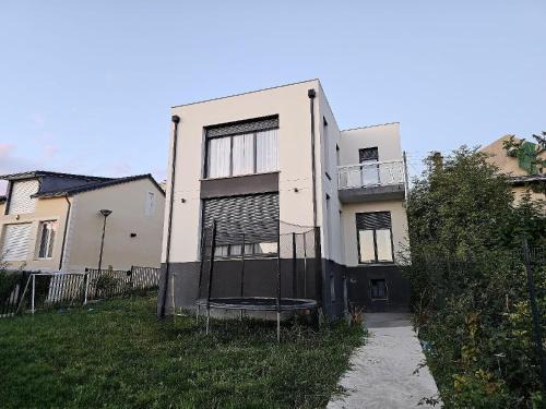 Argenteuil Apartment | Amazing location-T3 Near Paris, Parking, Garden