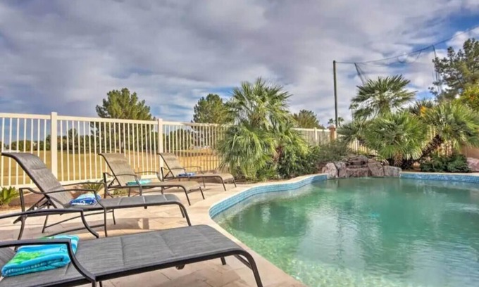 Ironwood House | Amazing luxury home on golf course, beautiful water view, private heated pool!