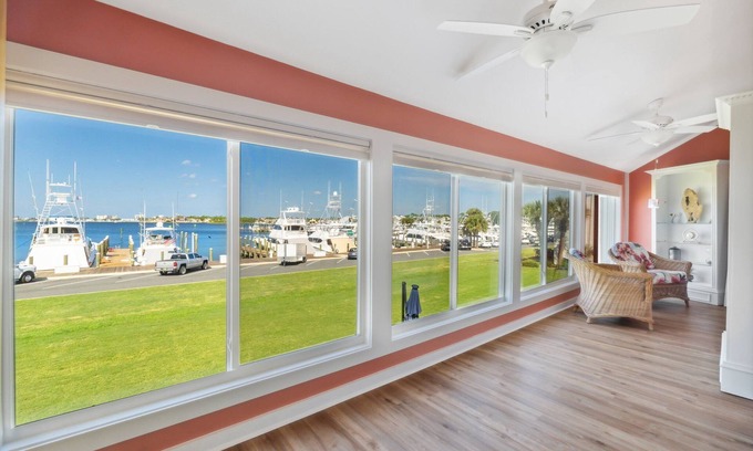 Upper Grand Lagoon Condo | Amazing Marina Views | Baypoint Resort | Golf Course