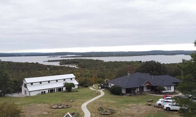 Blocker House | Amazing Views, Fire Pit, Lake 5 Mins away, ATV Friendly! Summer Specials!
