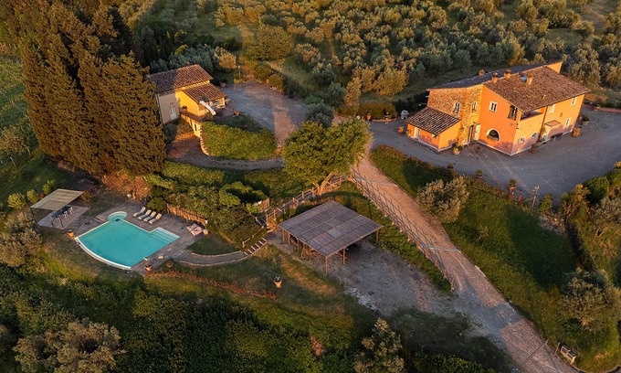Montelupo Fiorentino Villa | Amazing villa with cottage, 2 pools and jacuzzi just a few km from Florence