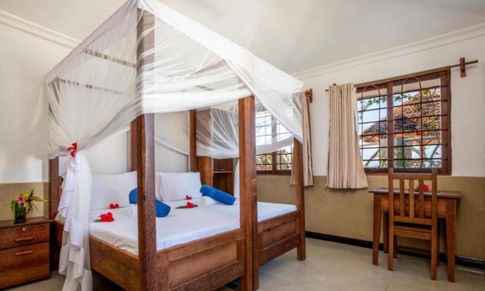 Pongwe House | Amber Lodge Pongwe welcomes you
