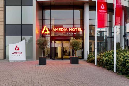 Schiphol-Rijk Hotel | Amedia Amsterdam Airport Schiphol, Trademark Collection by Wyndham