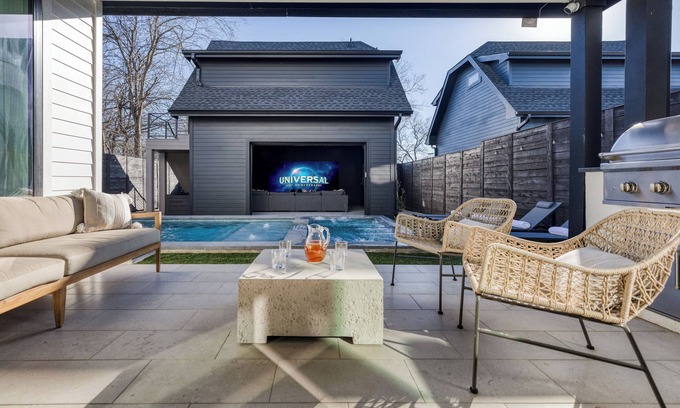 Windsor Park House | Amenities! Pool, Hot Tub, Theater, Outdoor kitchen, Pool House