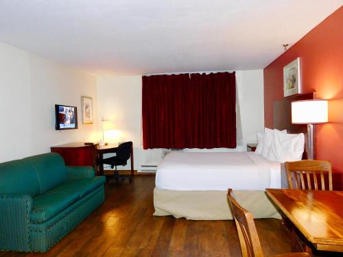 Turnagain Hotel | Americas Best Value Inn & Suites Anchorage Airport