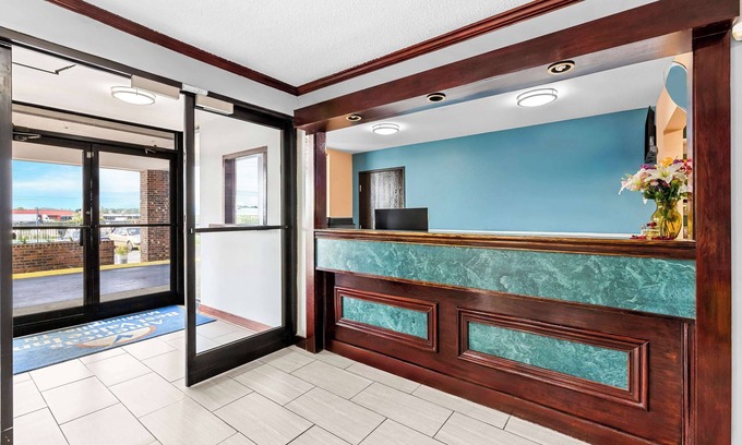McMinnville Hotel | Americas Best Value Inn McMinnville
