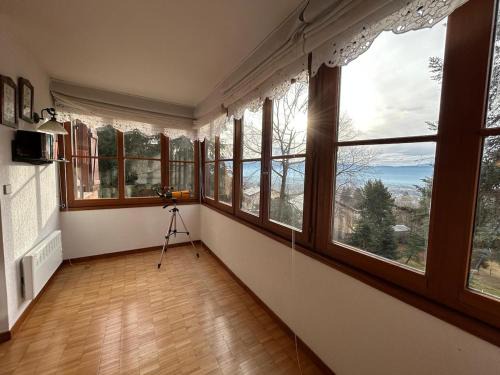 Enveitg Apartment | Amplio apartamento con gimnasio y piscina, ideal familias