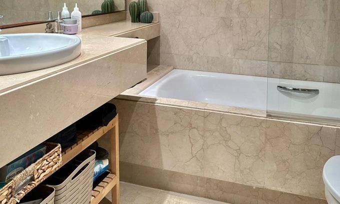 Vera Apartment | AMR Royal Agave