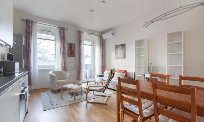 Brigittenau Apartment | An der Donau, 10 Minuten ins Zentrum, Klimaanlage