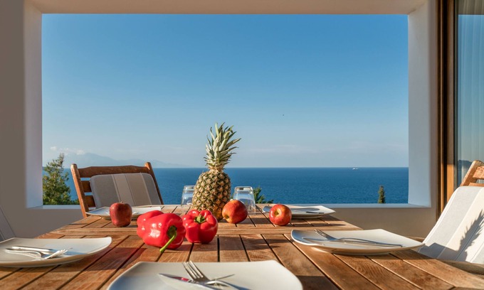 Argassi Apartment | Ananta Blue 3 Bedroom Apartment full Sea View