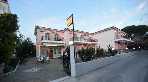 Anaxos Apartment | Anaxos Bay Rooms & Apartments