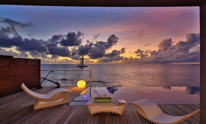 Beacon Hill Condo | Anchor House - Direct Oceanfront - Luxury & Modern Style