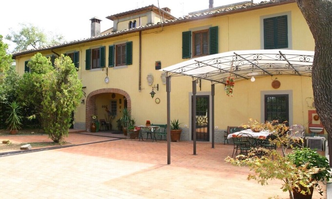 Montespertoli Villa | ANCIENT AIR-CND PRIVATE VILLA POOL & JACUZZI ON FLORENCE HILLS FAMILY FRIENDLY