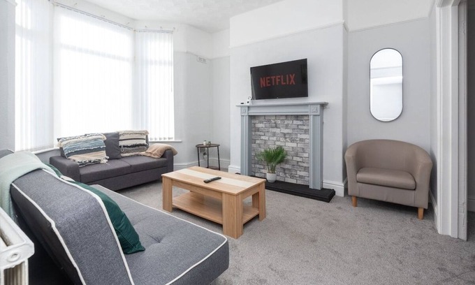Anfield House | Anfield Escape – Sleeps 9