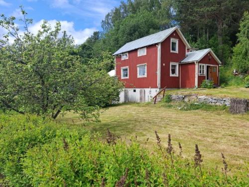 Lugnvik House | !Angebot bis Ende September! Rotes Schwedenhaus für Familien und Hunde