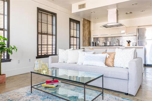 Historic Core Apartment | Angel City 1 bedroom Apartment