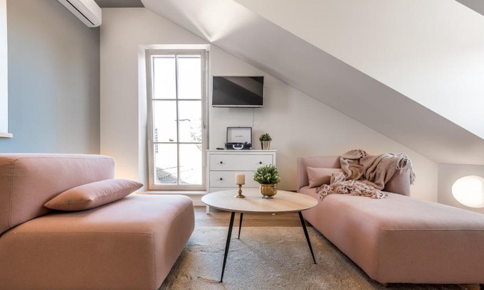 Uzupis Apartment | Angel House Vilnius 40