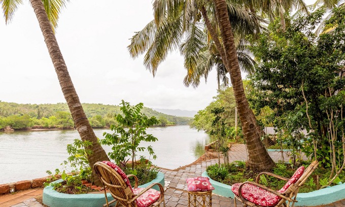 Patnem Villa | Angel's 2BHK Riverside vila on the Talpona River with WIFI , Parking