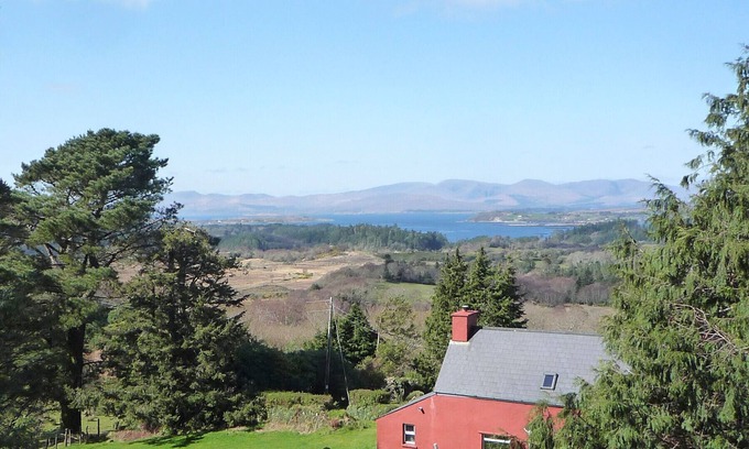 Lauragh Ski Chalet | Angelas Farmhouse Beara