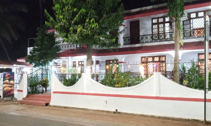 Caranzalem House | Angelo's 4 Bedroom holiday Villa & Restaurant near Panaji, North Goa