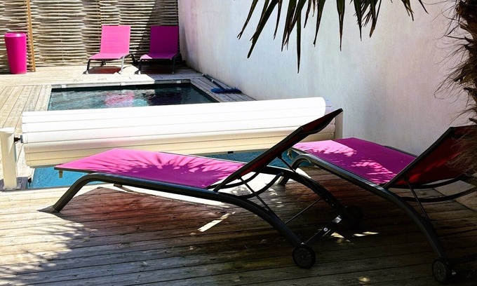 Angoulins House | Angoulins 60m2 house heated pool 2 bedrooms 80m from the sea