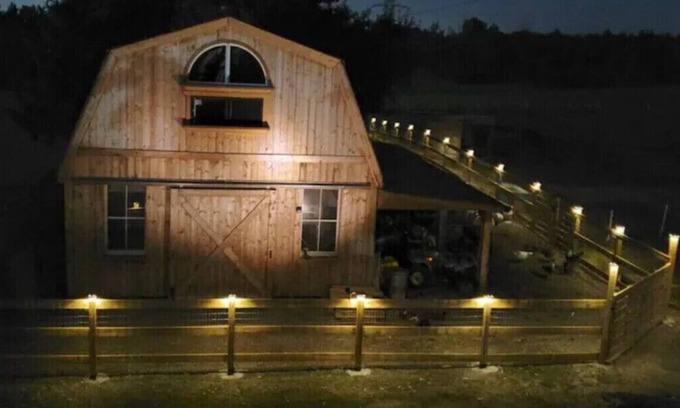 Burlington House | Animal Lovers Dream! Barn Loft stay in Burlington complete with Highland Cows