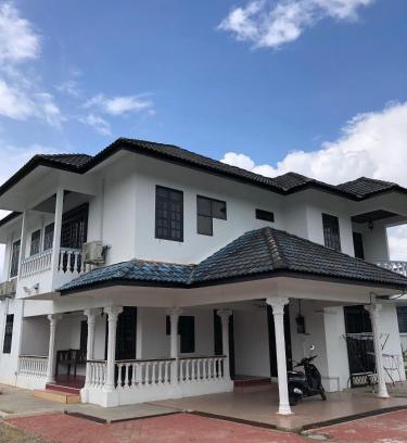 Kampung Kuala Ibai House | Anjung Villa