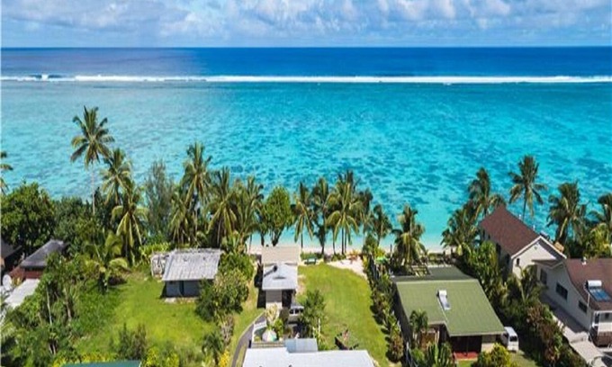Tapere of Vaimaanga House | Ann's Beach House