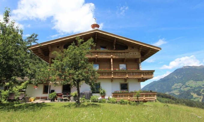 Aschau Im Zillertal Apartment | Annelies by Interhome
