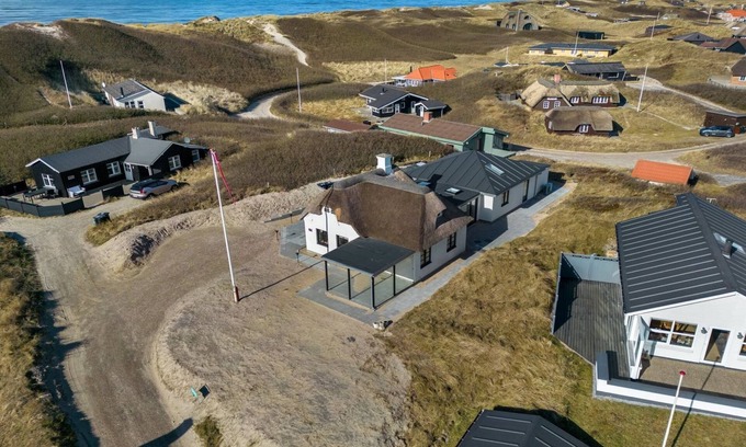 Sondervig House | "Annelouise" - 100m from the sea by Interhome