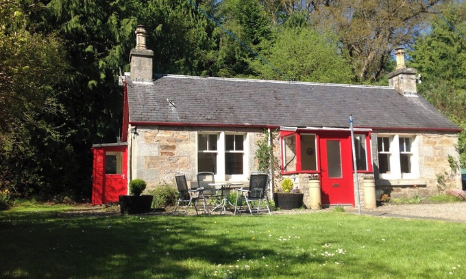 Pitlochry Cottage | Annslea Garden Cottage