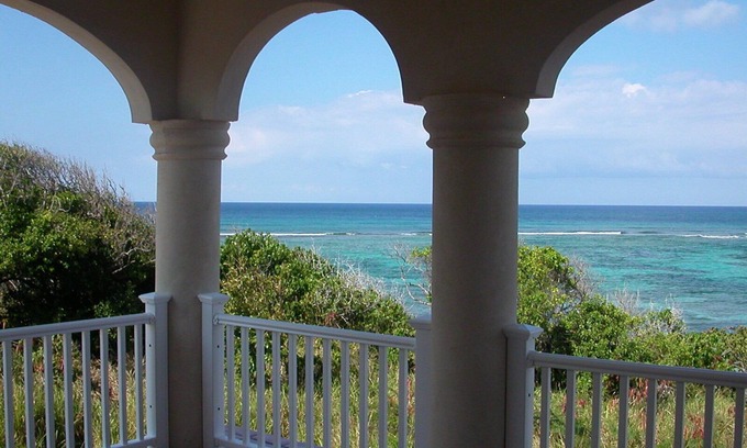 Estate Salt River Villa | Another Day in Paradise, Luxury Villa on the Beach with private pool !