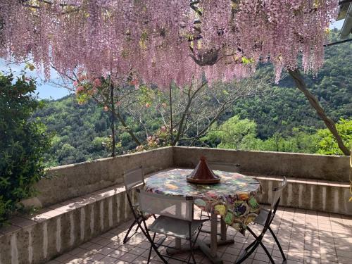 Calice Ligure House | Antica Casa del Canto Relax & Natura tra Mare Trekking e Bike