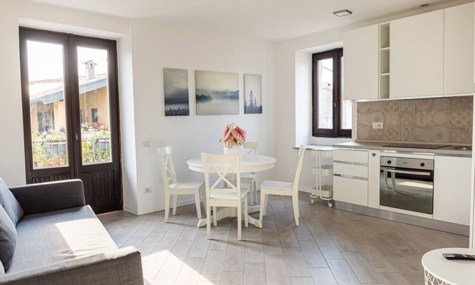 Barza Apartment | Apartment in a typical Lombard court of 1700 in the tranquility of the countryside