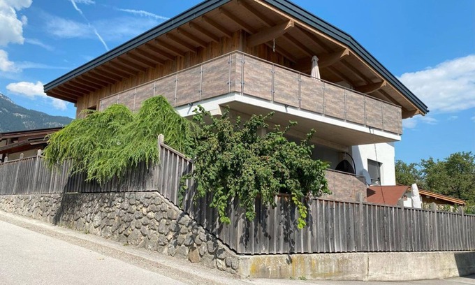 Strass im Zillertal Apartment | Apart Martina