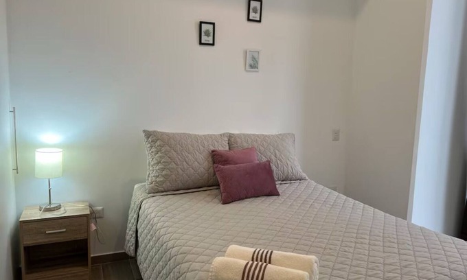 Zona 13 Apartment | Apartamento de dos Habitaciones Cerca del Aeropuerto