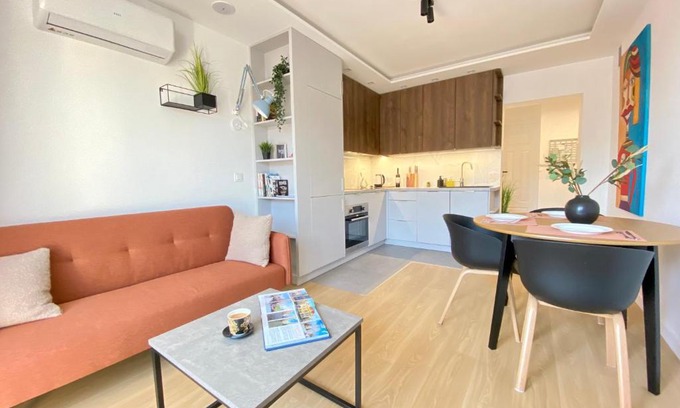 Rzeszow Apartment | Apartament 'Słoneczna' - OLD TOWN, AC, Bidet