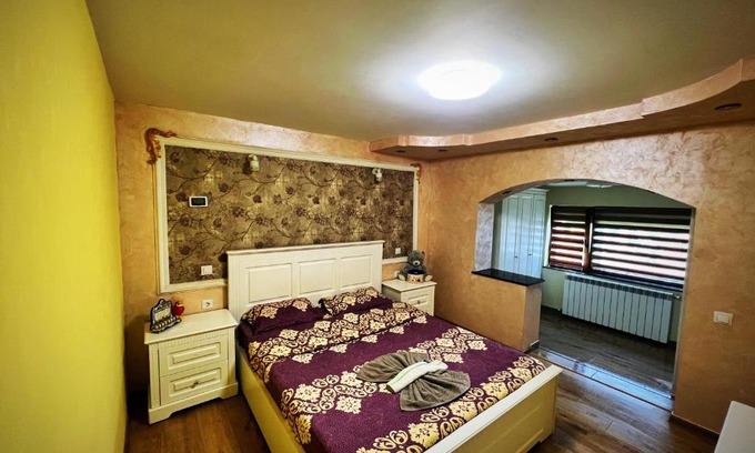 Botosani Apartment | Apartament Ultra Modern 2 camere mari +1 camera mai mica